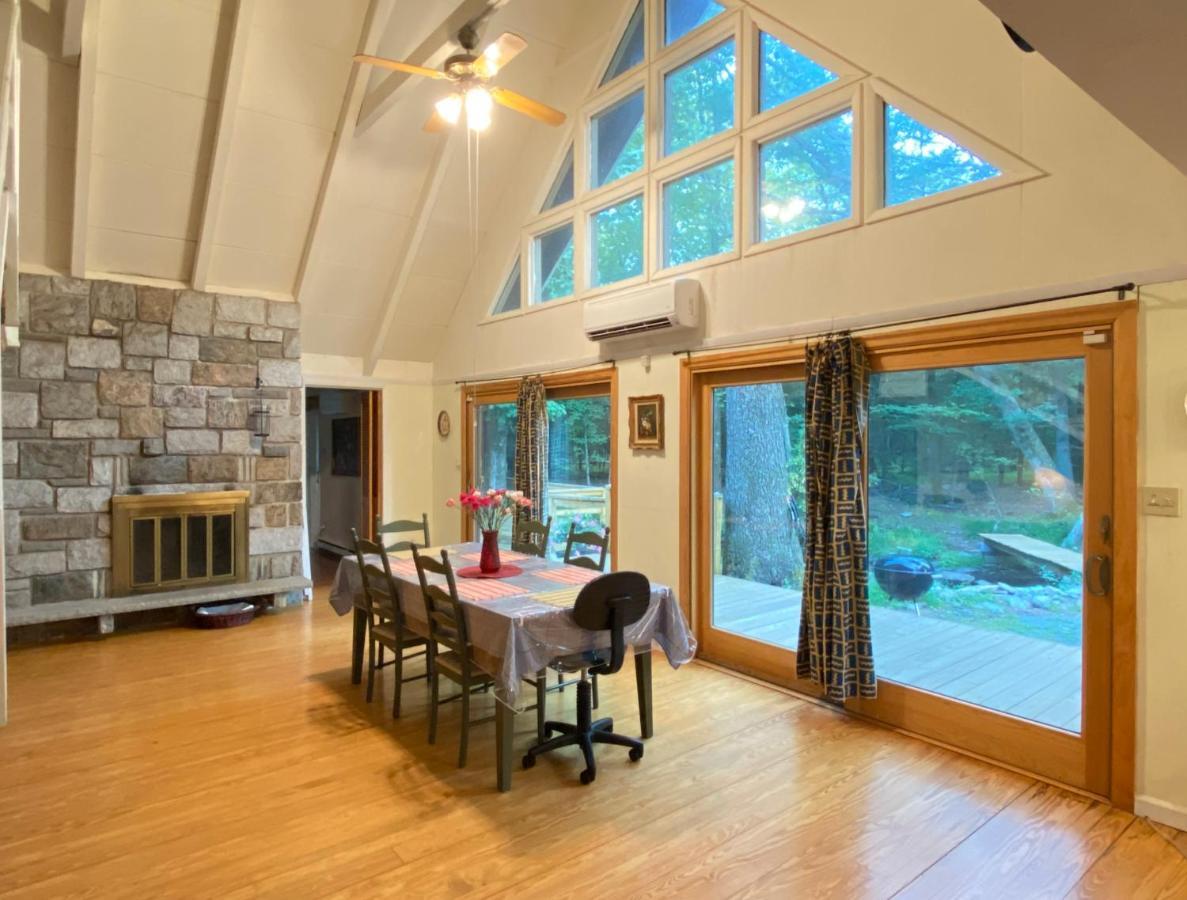 Secluded Chalet On Stream-Mins To Camelback Tannersville Exteriör bild
