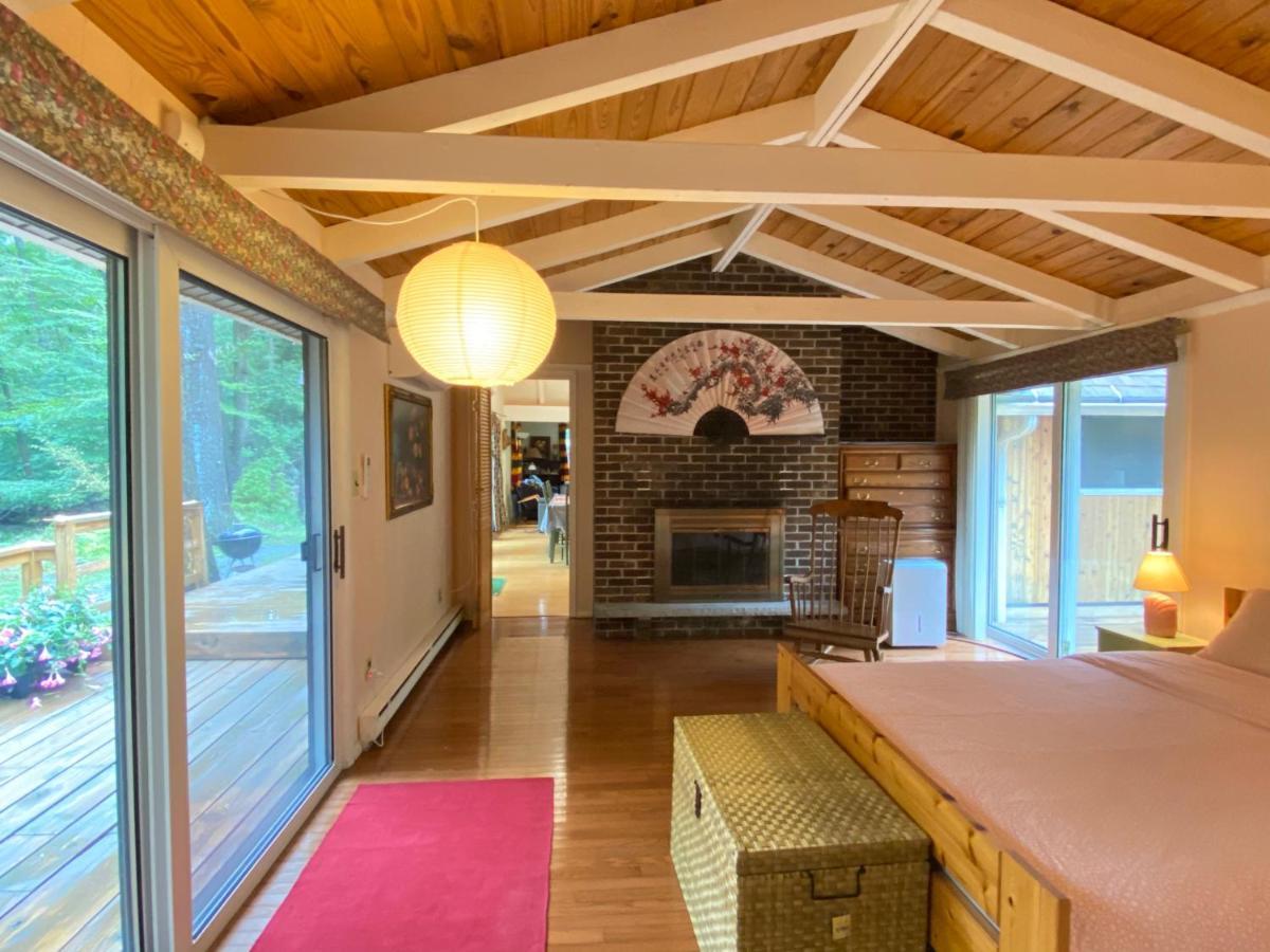 Secluded Chalet On Stream-Mins To Camelback Tannersville Exteriör bild