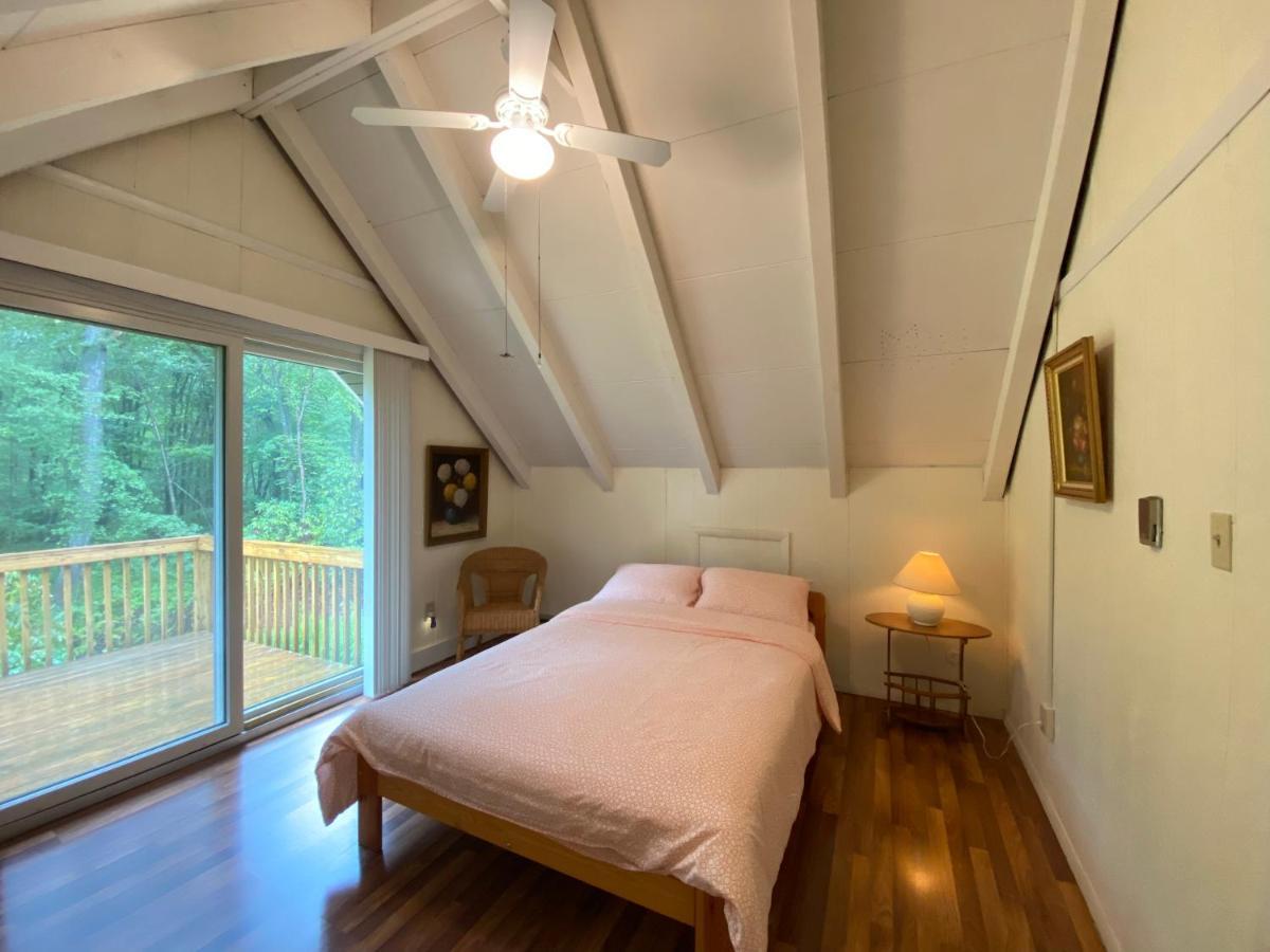 Secluded Chalet On Stream-Mins To Camelback Tannersville Exteriör bild